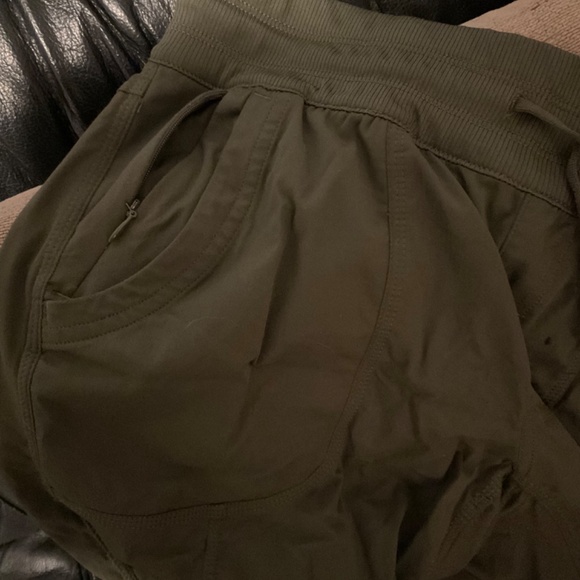 The North Face Capris - Picture 4 of 4